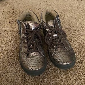 Blowfish Malibu Sneakers Metallic Snakeskin